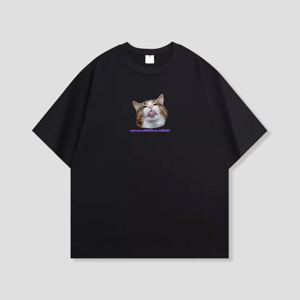 ドリーミーフェイスキャット Tシャツ
