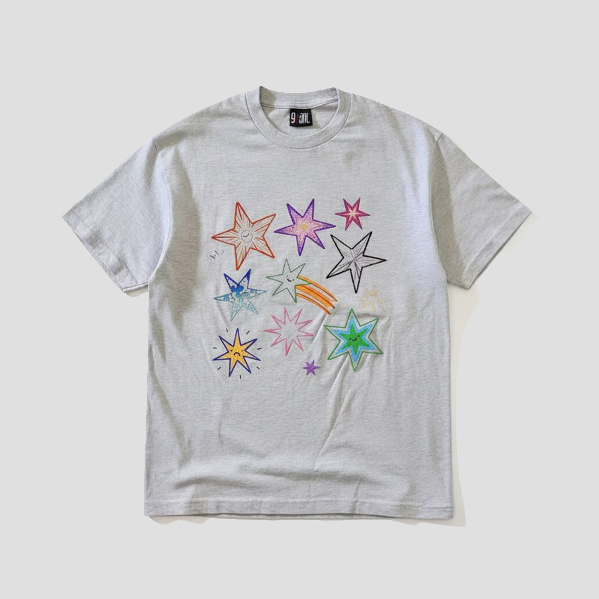 カラフルスター グラフィックTシャツ