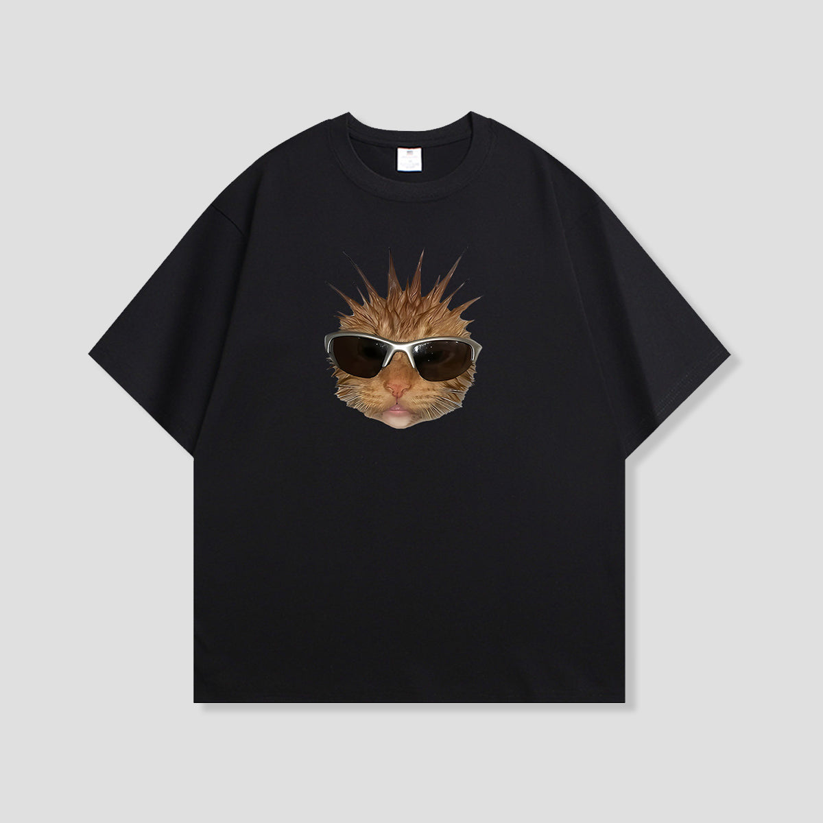 スパイクヘアキャット グラフィックTシャツ