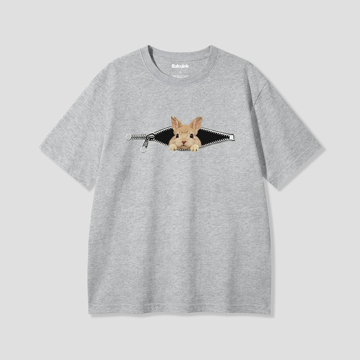 【予約】ジップポケットバニー グラフィックTシャツ