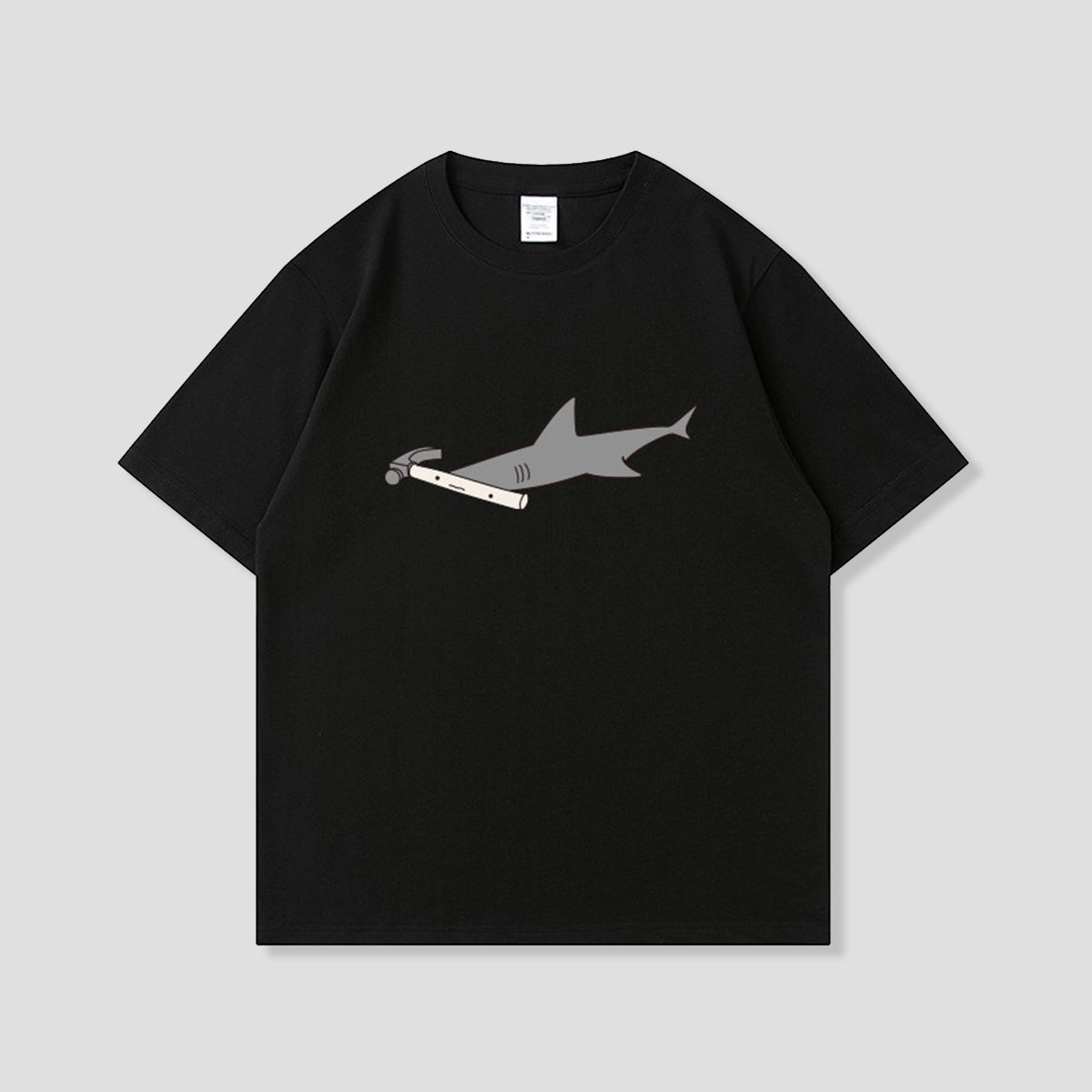 シュモクシャーク グラフィックTシャツ