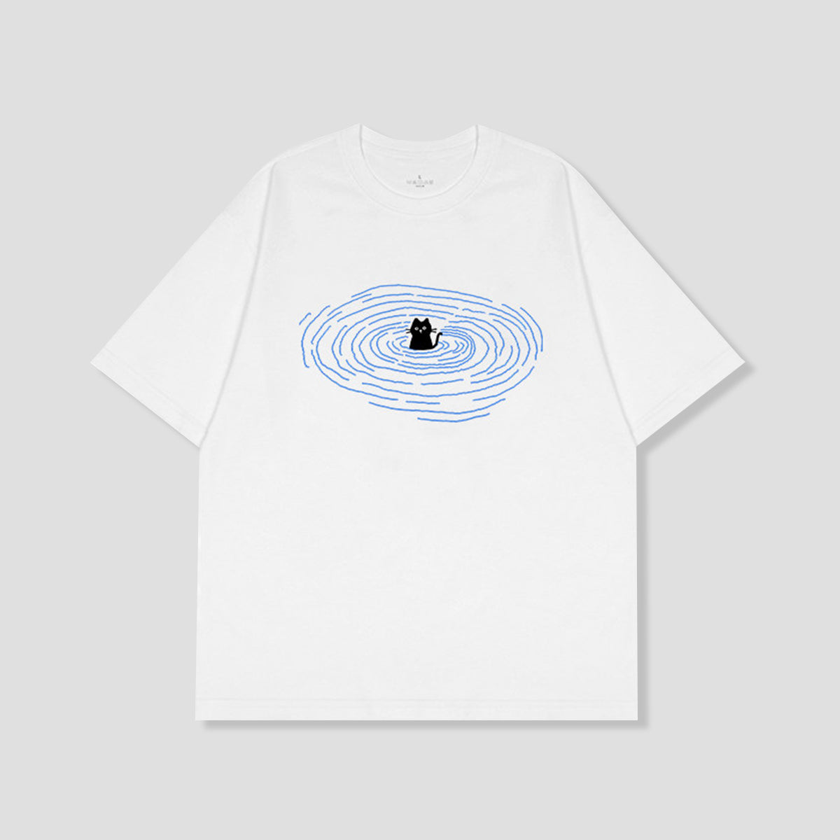 ど真ん中キャット グラフィックTシャツ