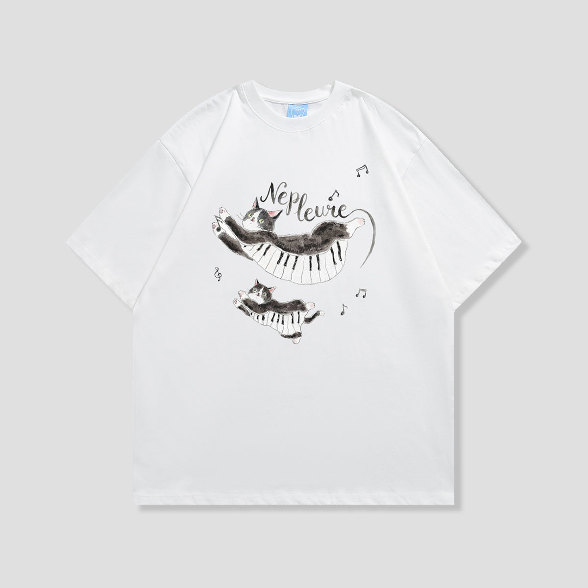 ネコとピアノの昼下がり Tシャツ