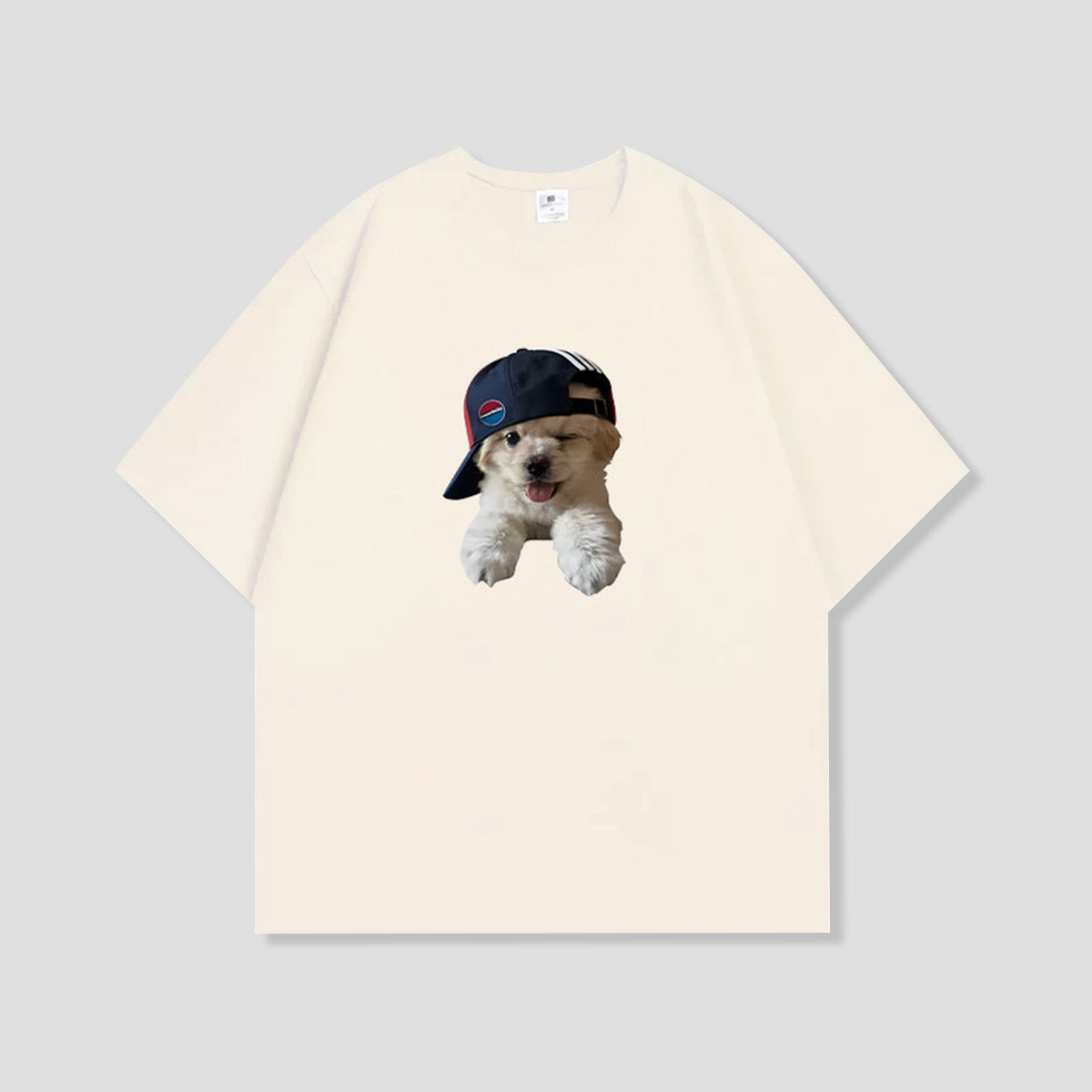 バックキャップパピー グラフィックTシャツ