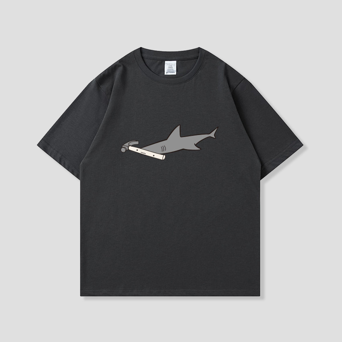 シュモクシャーク グラフィックTシャツ