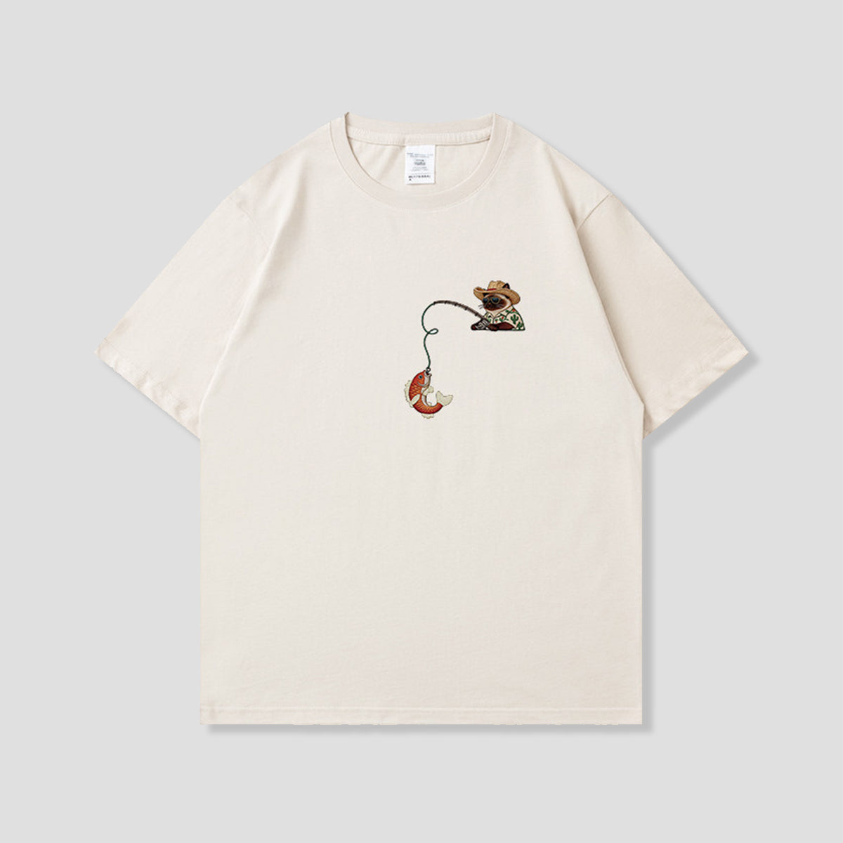 サンタンフィッシングキャット グラフィックTシャツ