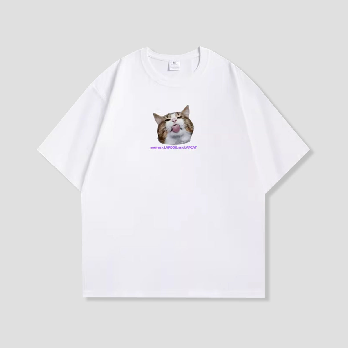 ドリーミーフェイスキャット Tシャツ