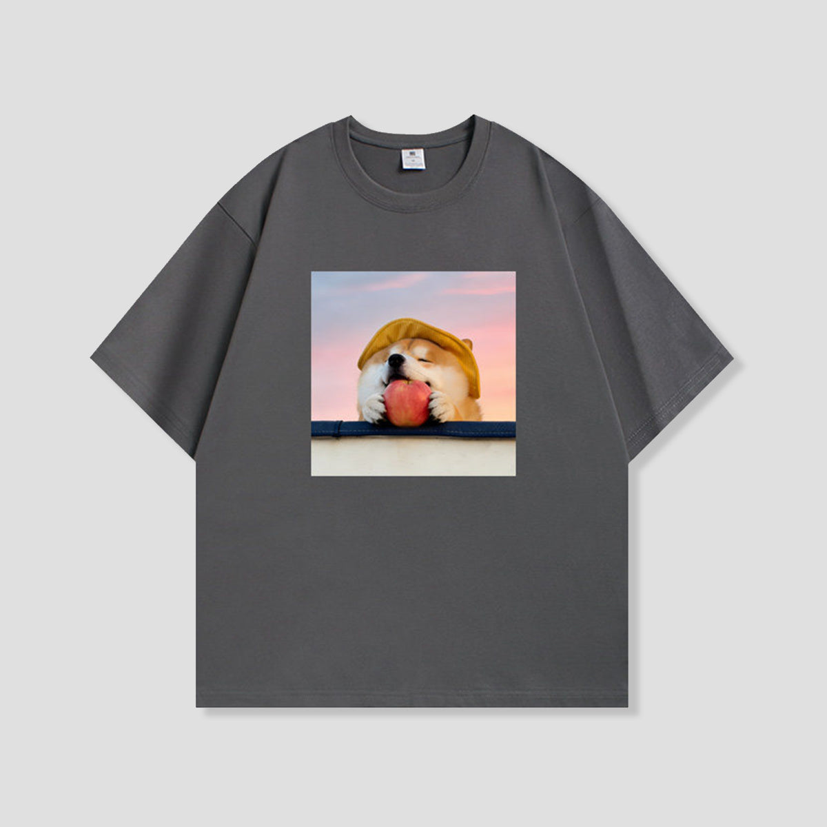 サンセットアップルドッグ グラフィックTシャツ