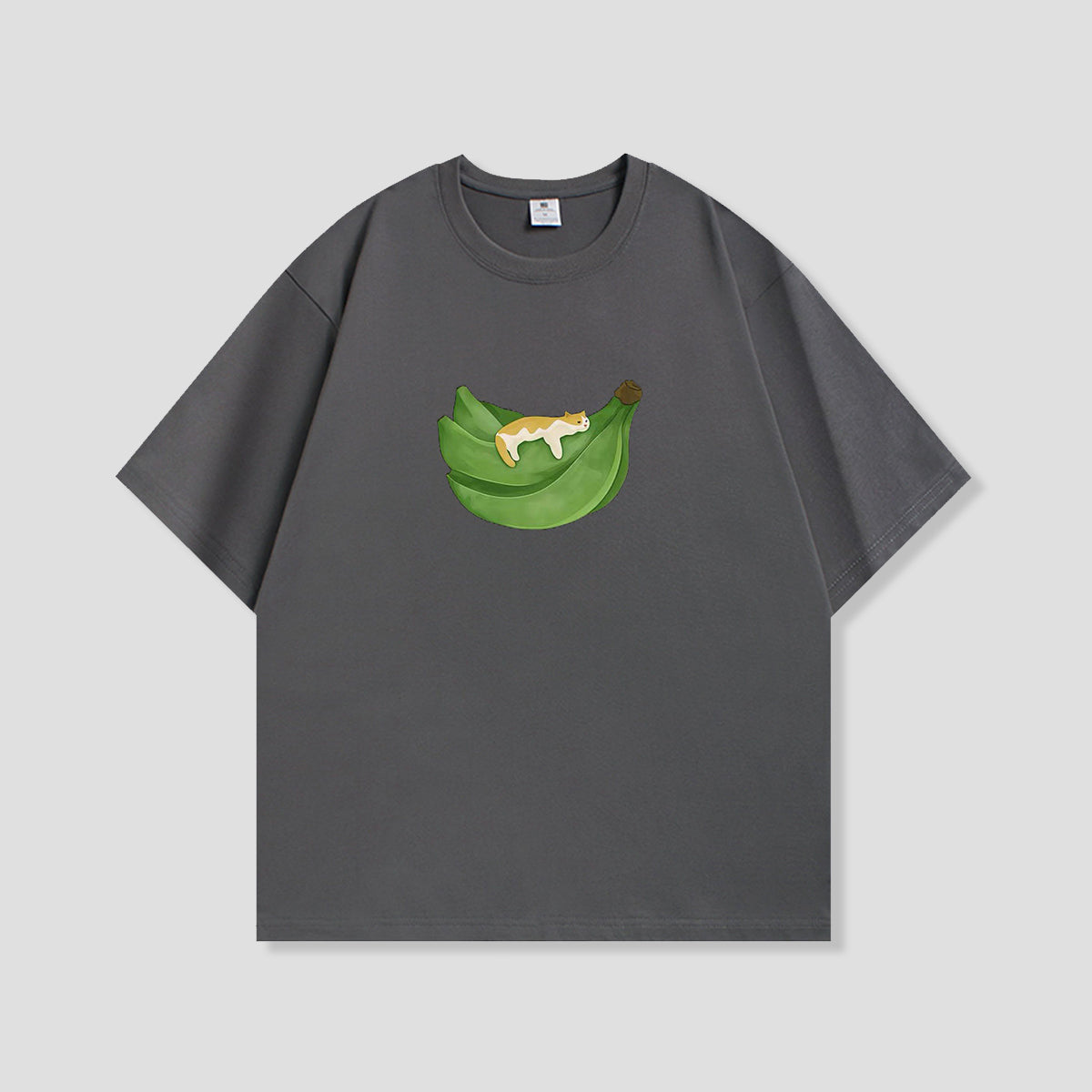 バナナラウンジキャット グラフィックTシャツ