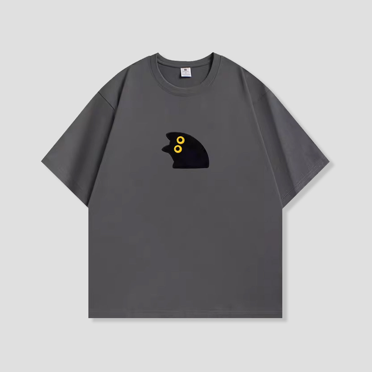 のぞき見ブラックキャット Tシャツ