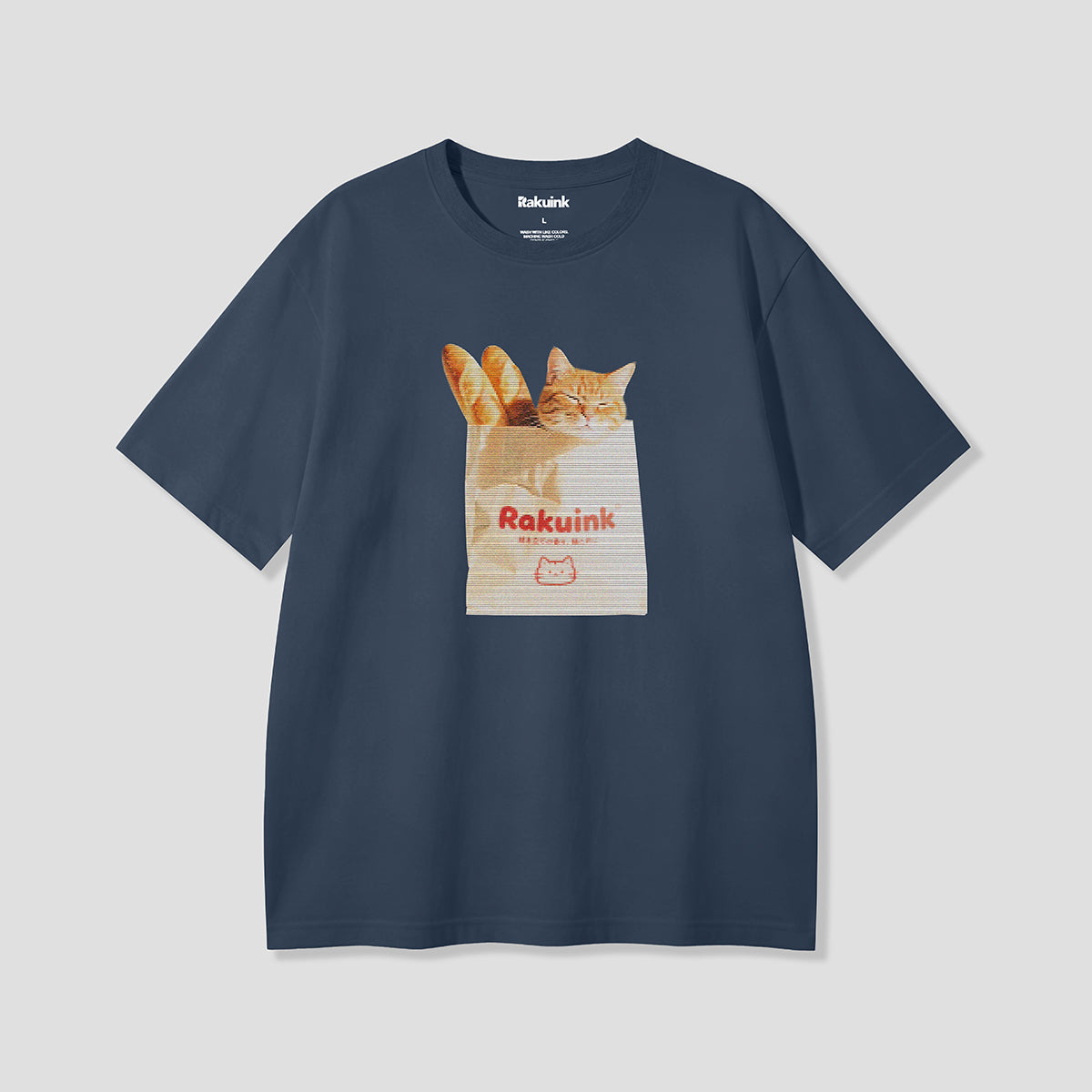 【予約】お持ち帰り猫 グラフィックTシャツ