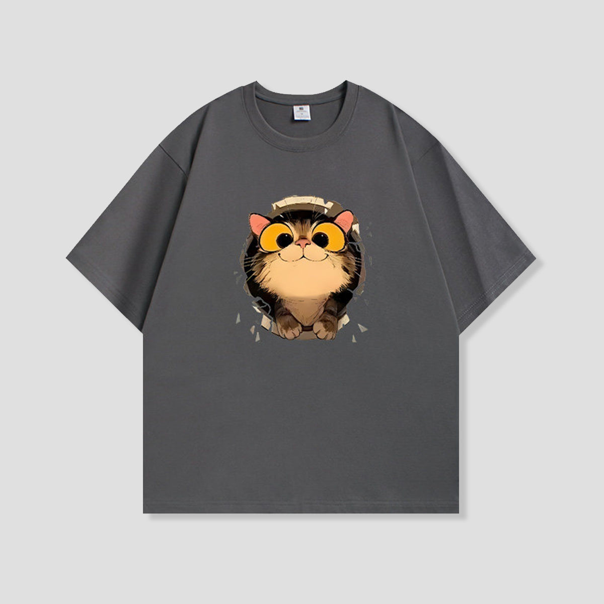 ビッグアイキャット グラフィックTシャツ