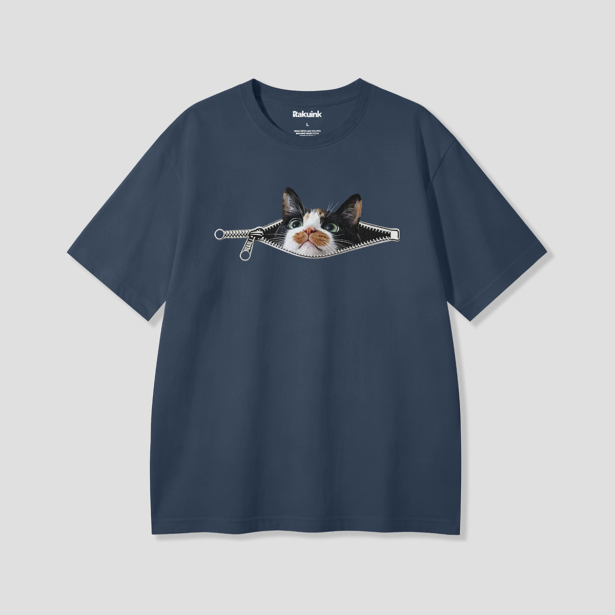 【予約】ジップピープキャット グラフィックTシャツ