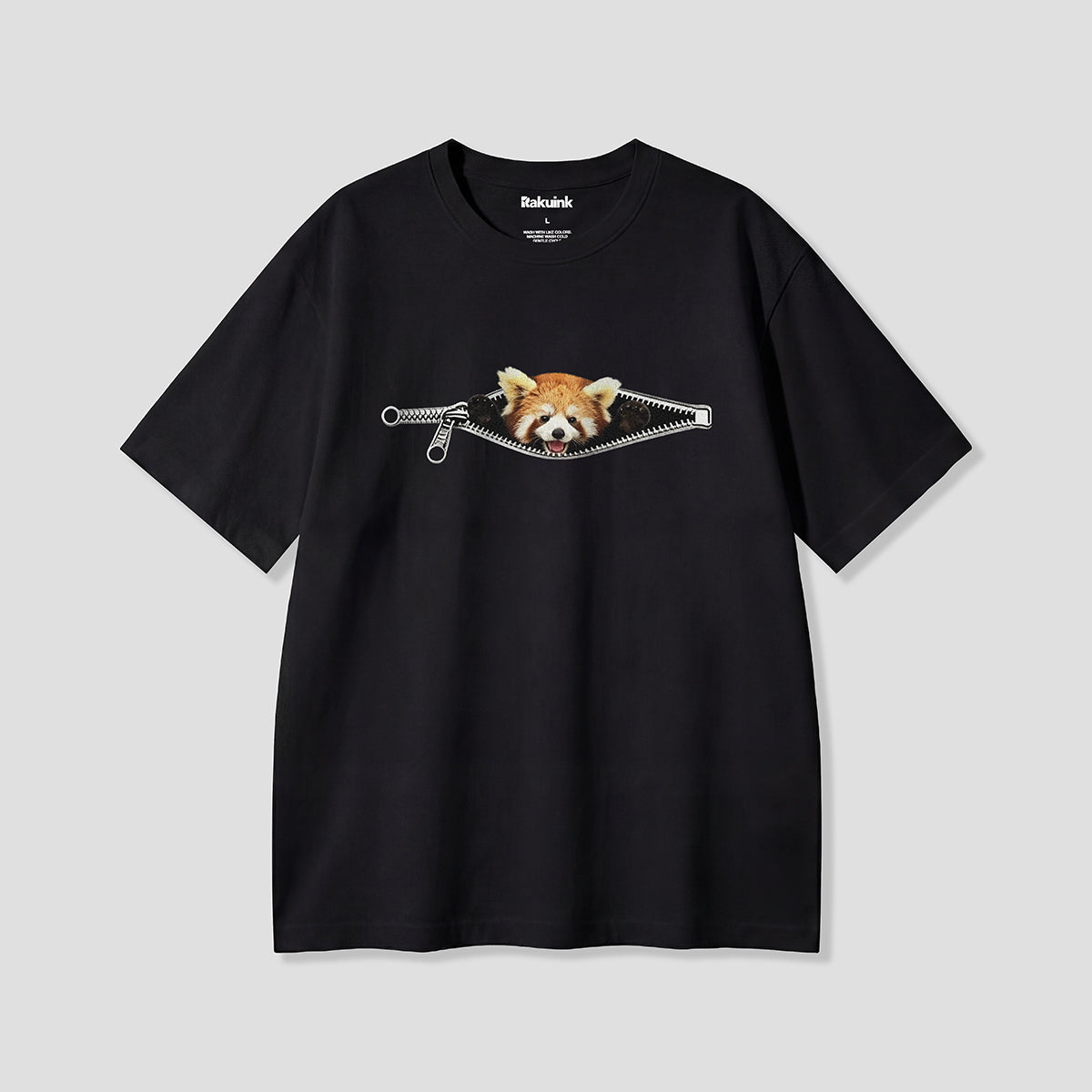 【予約】ジップインレッサーパンダ グラフィックTシャツ