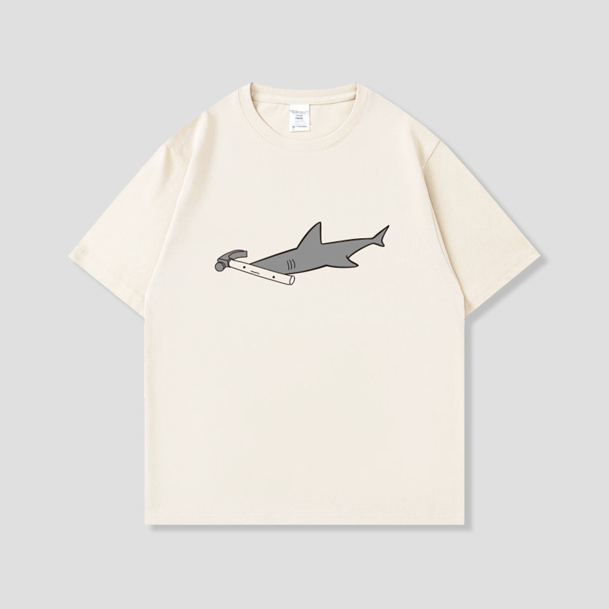 シュモクシャーク グラフィックTシャツ