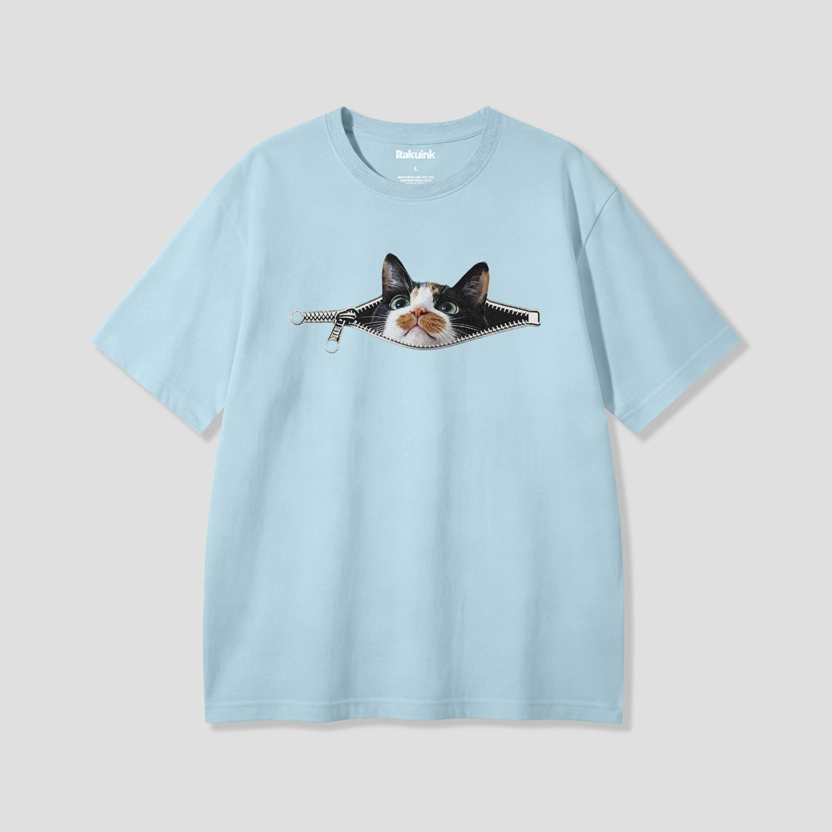 【予約】ジップピープキャット グラフィックTシャツ