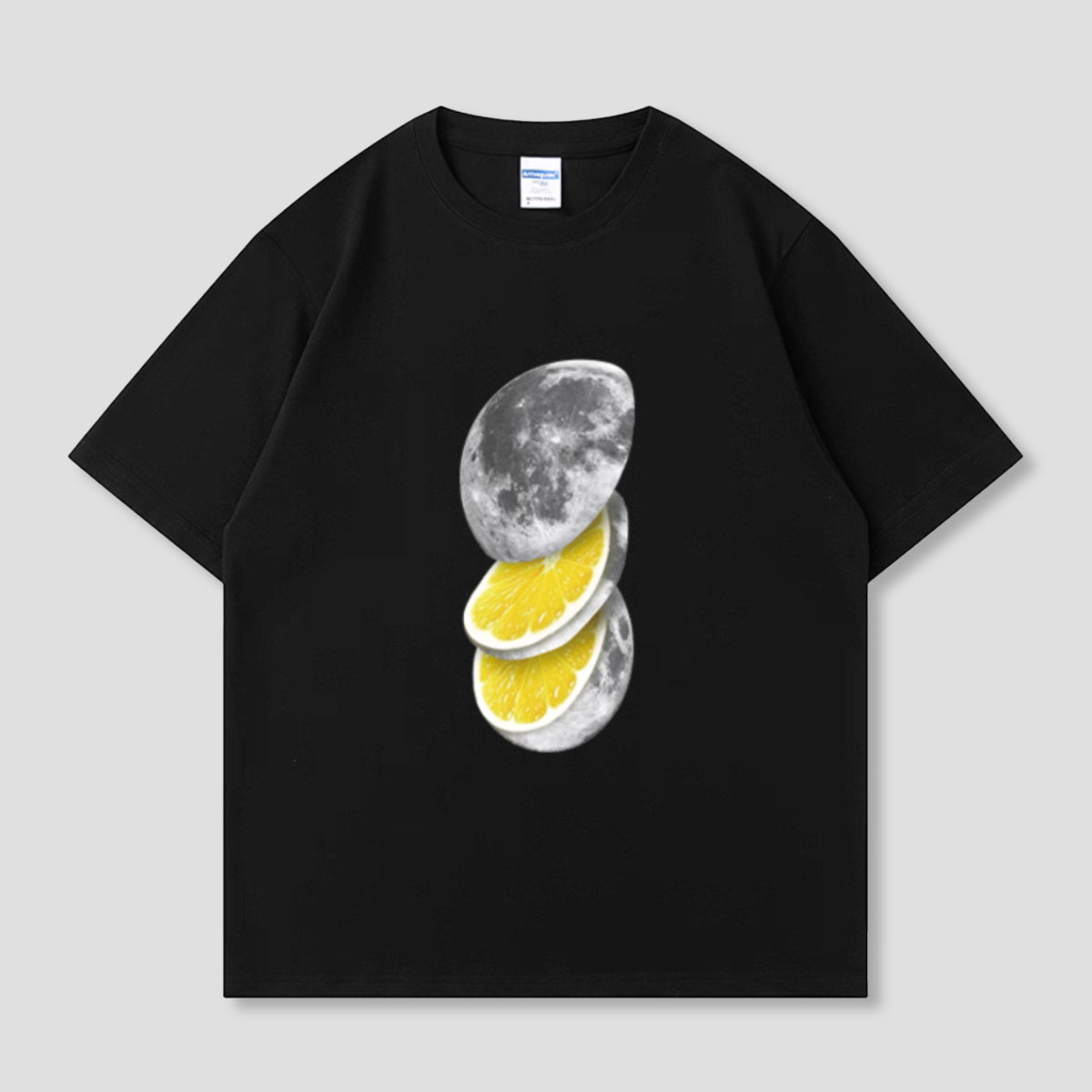 切り分けられた月 Tシャツ