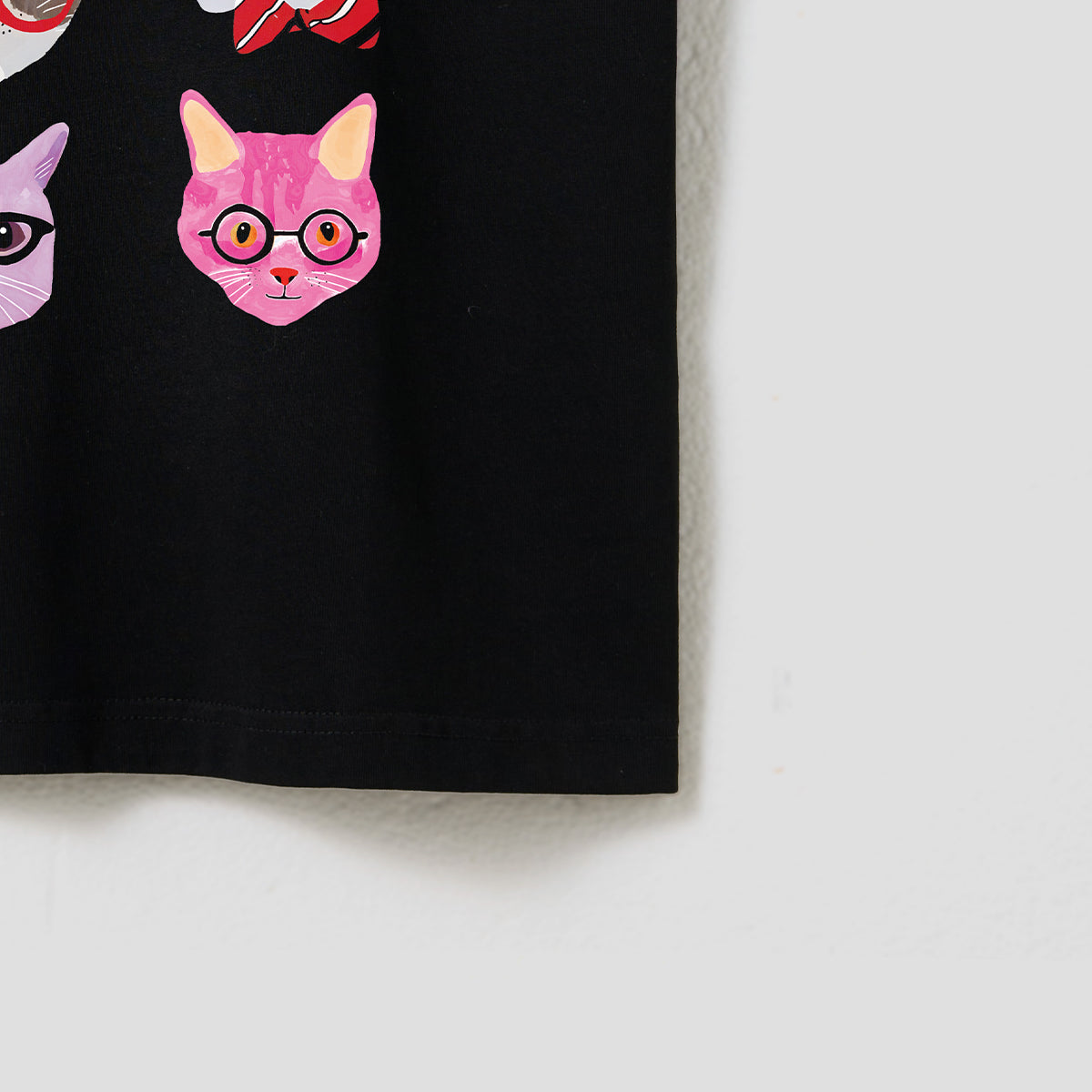 猫ファッションウィーク｜メガネ猫のファッションTシャツ – RakuInk
