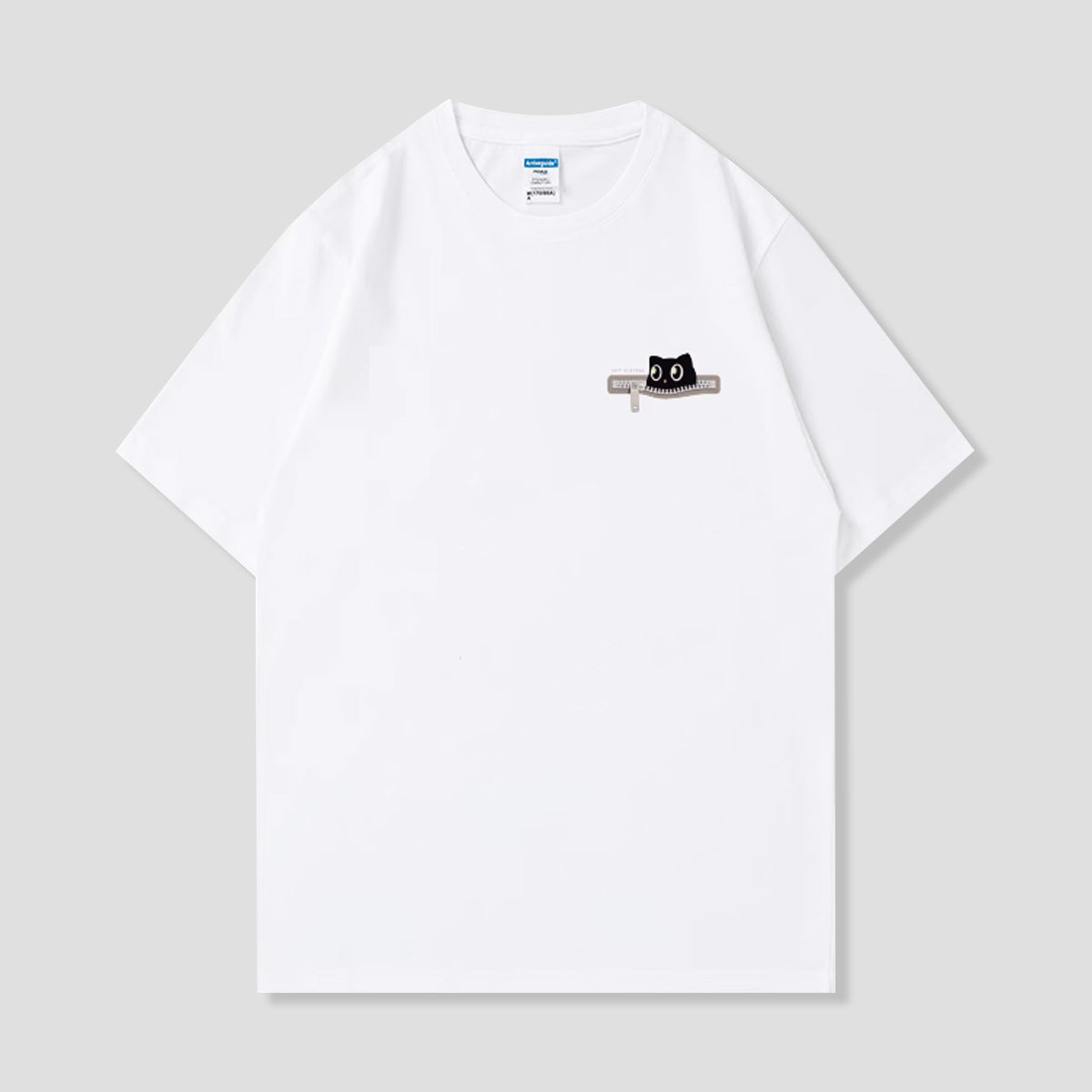 ねこファスナー・ポケットTシャツ
