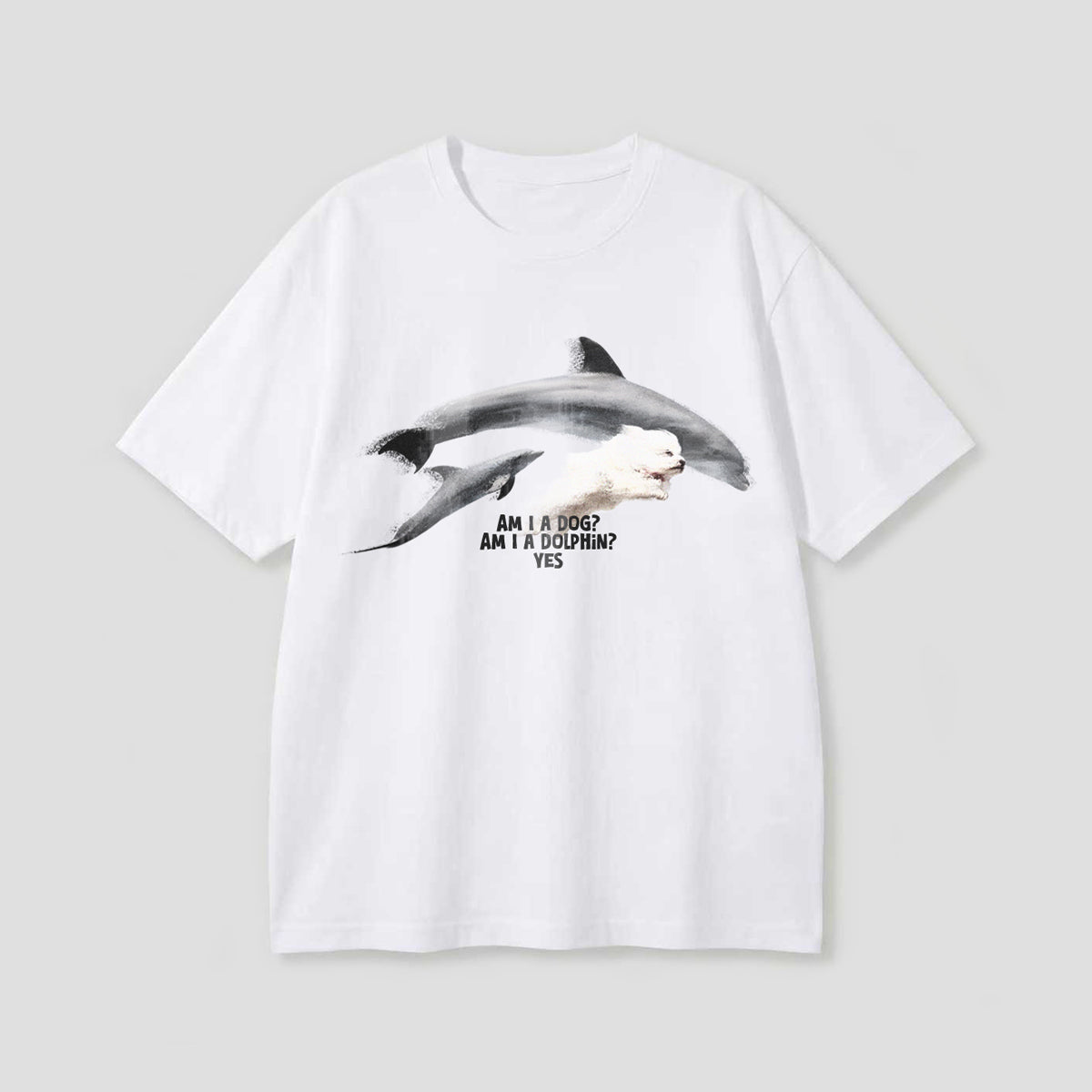 【予約】ドッグインドルフィン グラフィックTシャツ