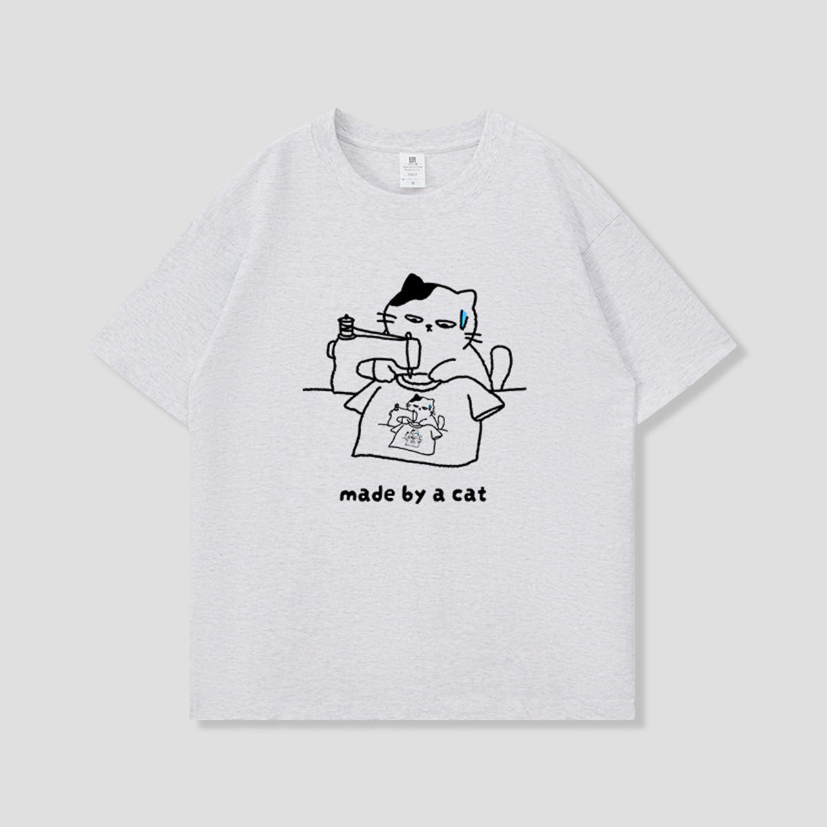 メイドバイキャット グラフィックTシャツ