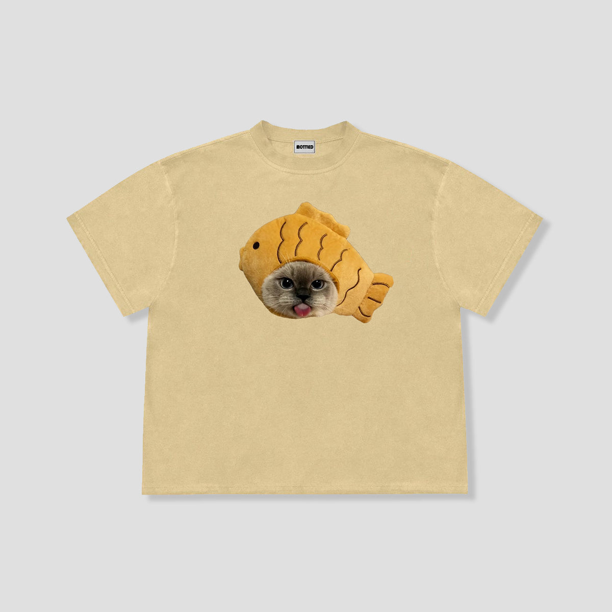 たい焼きキャット グラフィックTシャツ