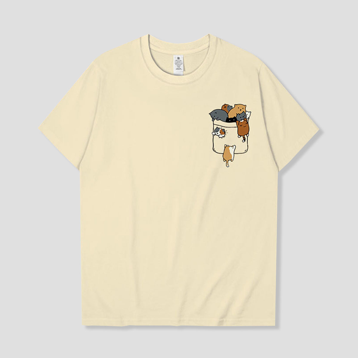 ポケットからこんにちは｜ねこだまりTシャツ
