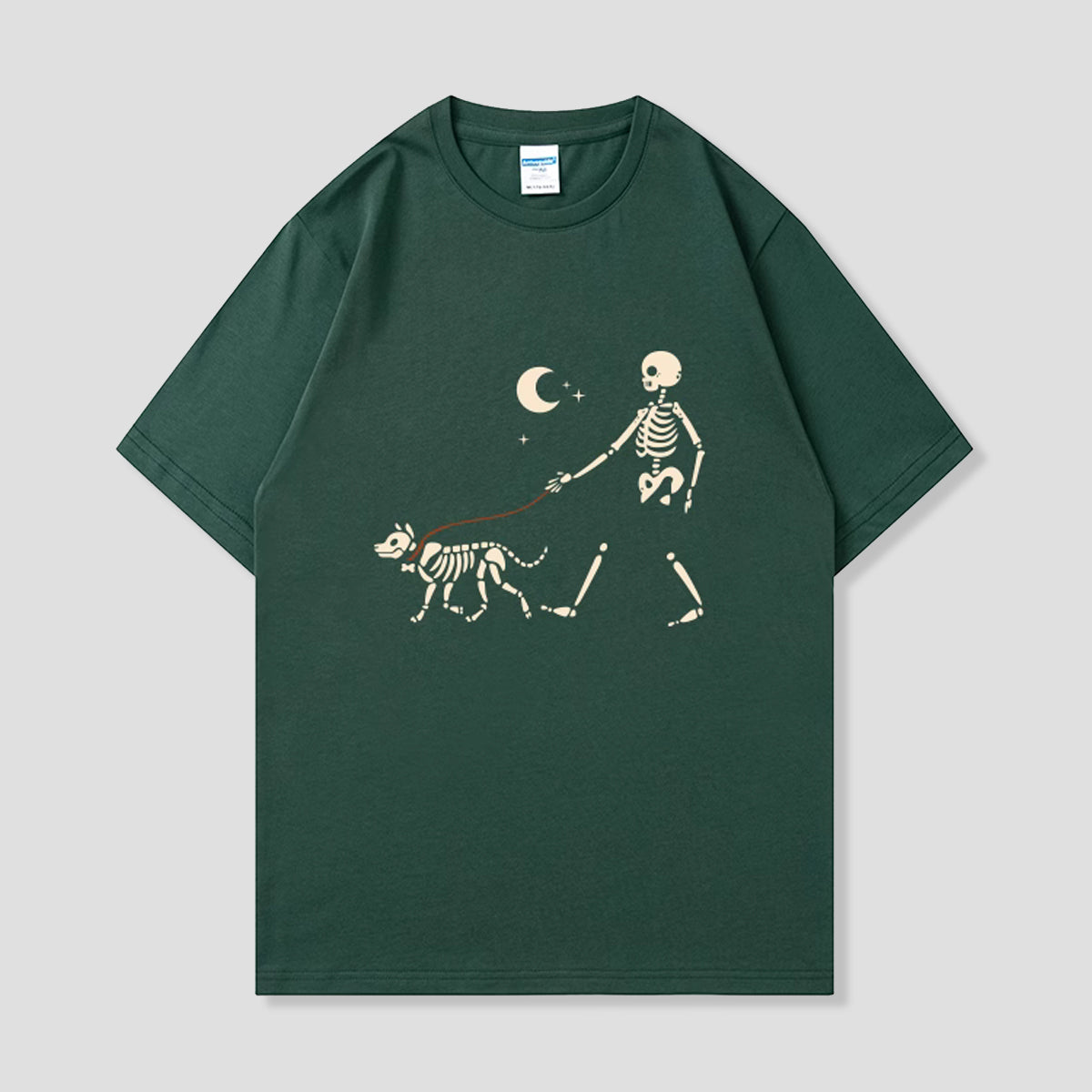 骸骨と犬の月夜Tシャツ