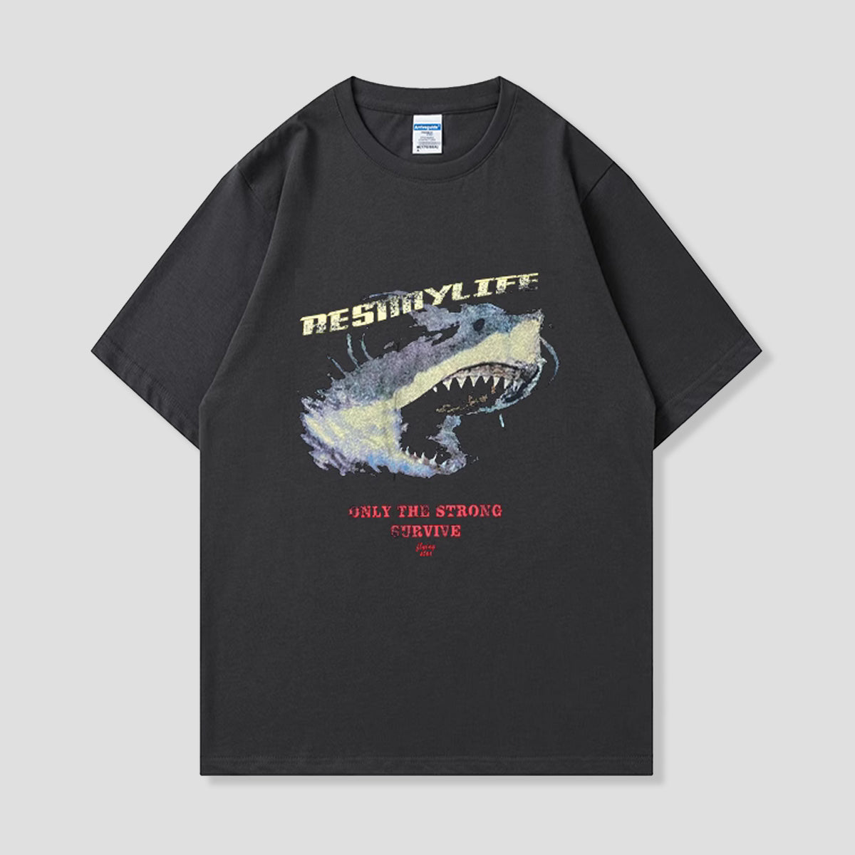 ハングリーシャークグラフィックTシャツ
