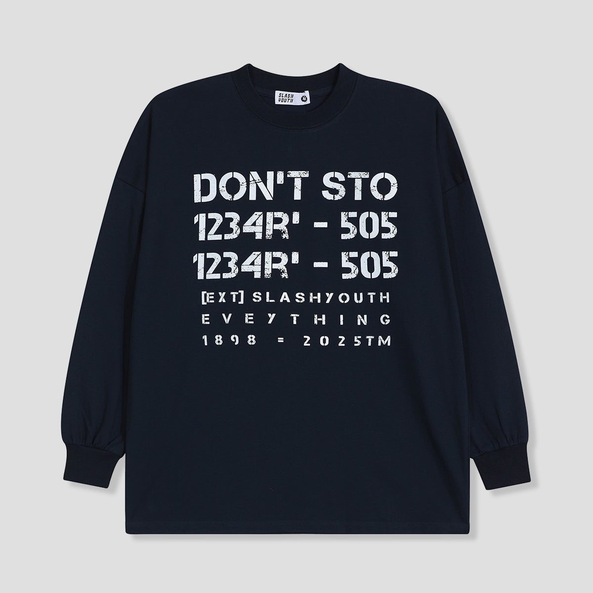 ネオ・タイポグラフィック ロングスリーブTシャツ