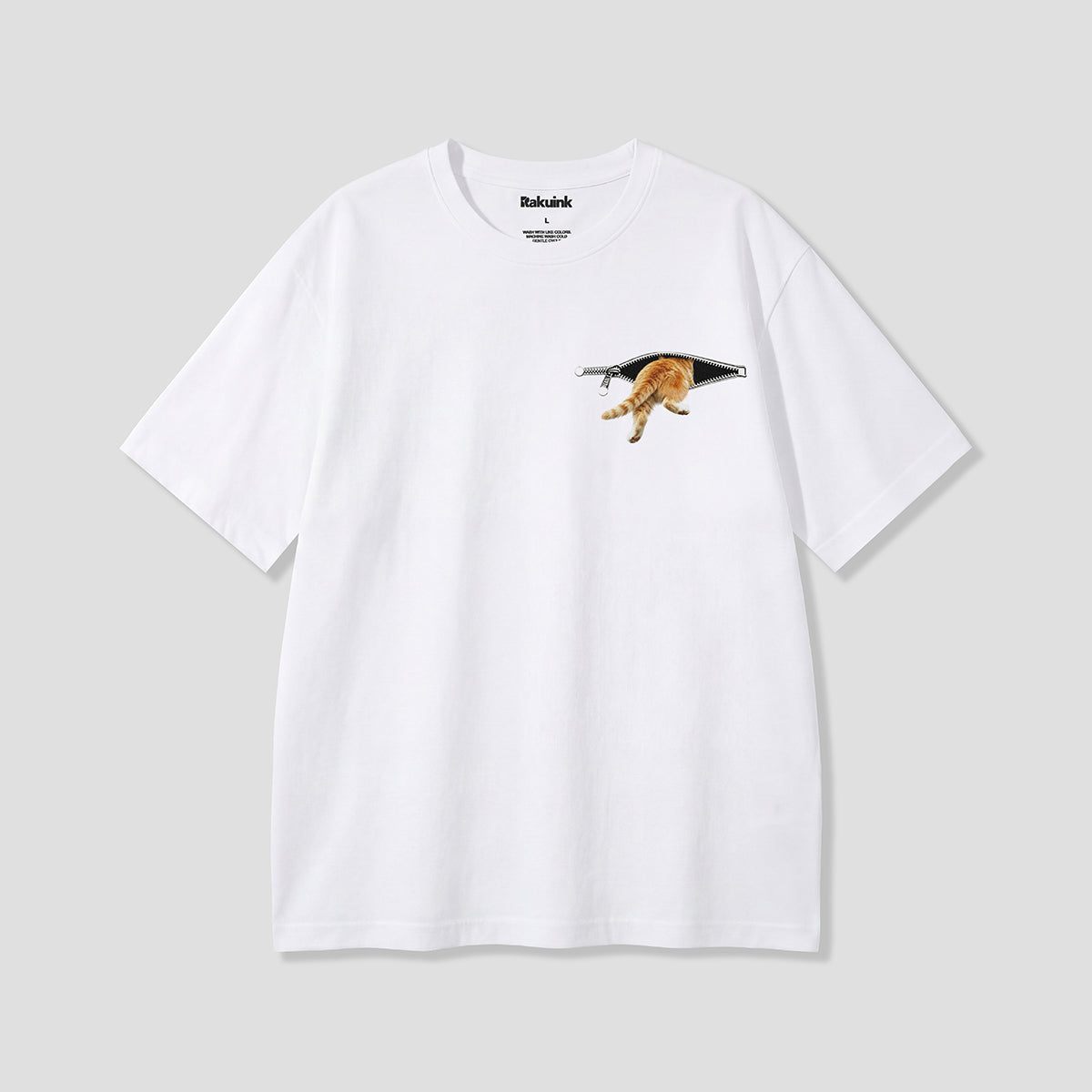【予約】ジップアウトキャットテール グラフィックTシャツ