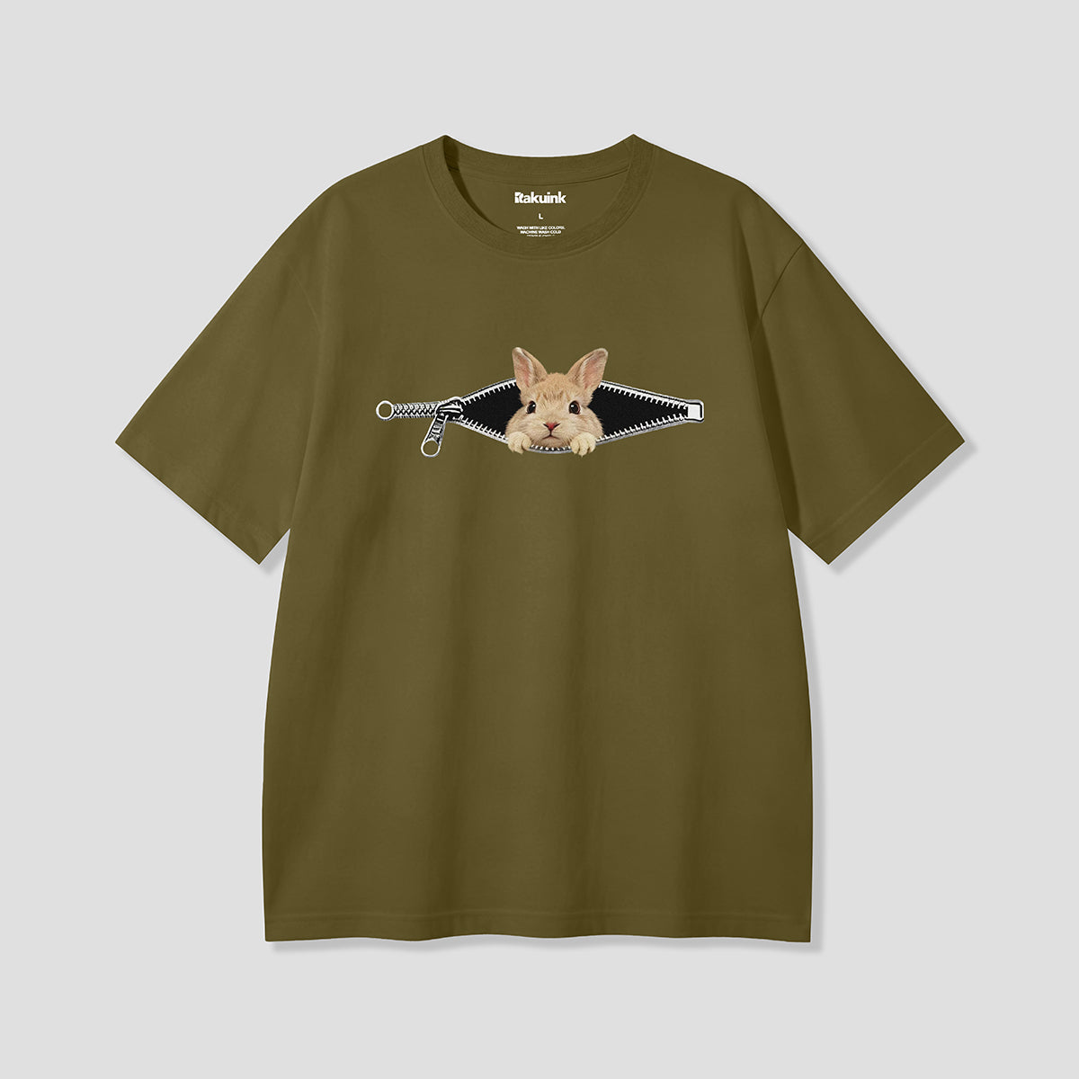 【予約】ジップポケットバニー グラフィックTシャツ