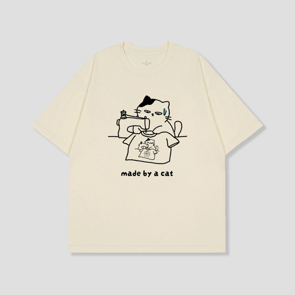 メイドバイキャット グラフィックTシャツ