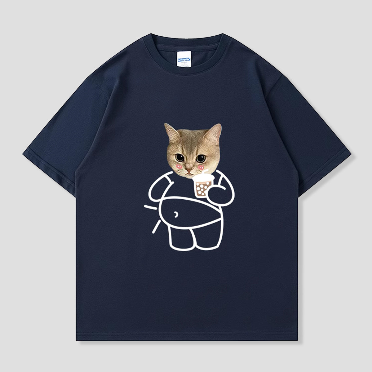 ねこ、タピる。Tシャツ