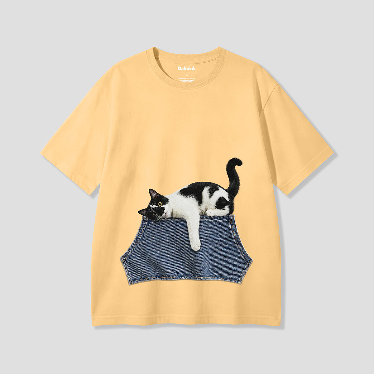 【予約】デニムポケットキャット グラフィックTシャツ