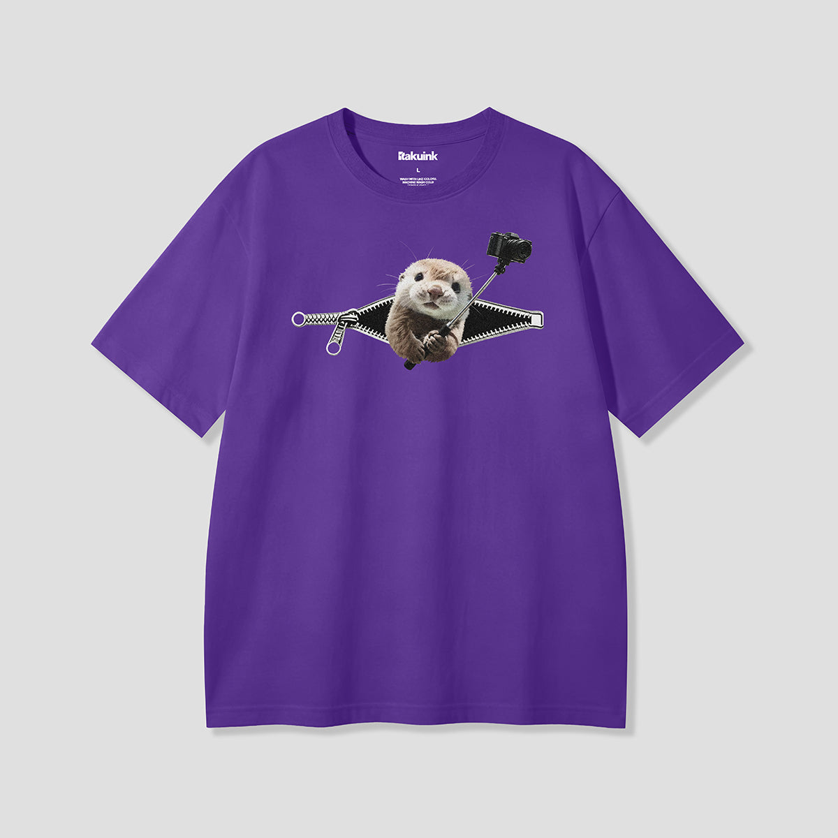 【予約】ジップセルフィーラッコ グラフィックTシャツ