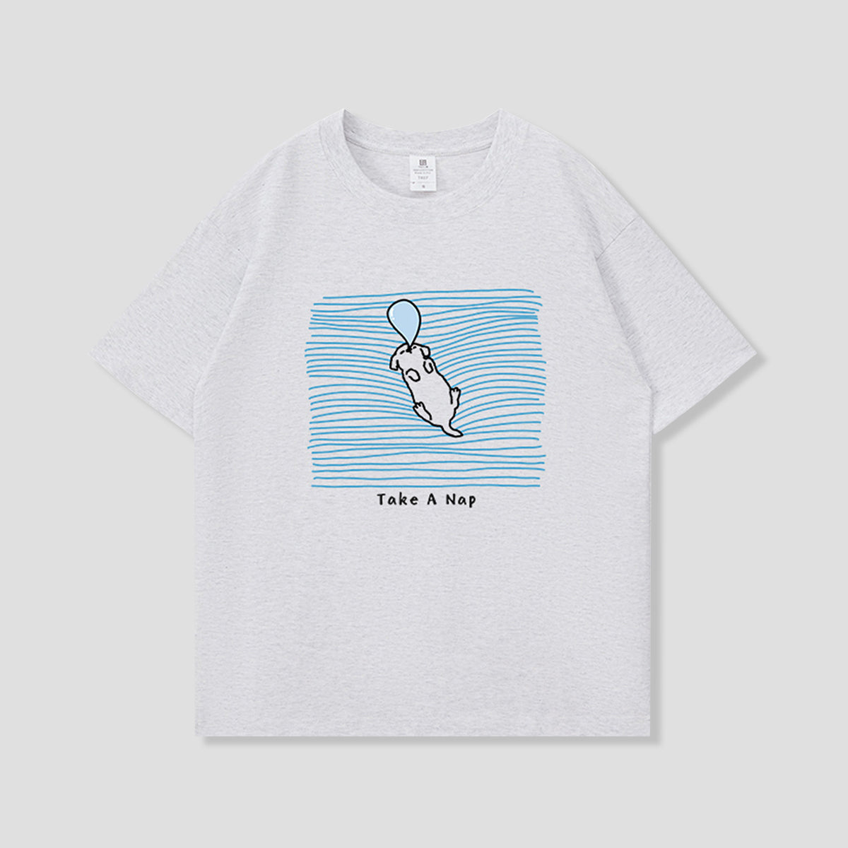 うたた寝ドッグ グラフィックTシャツ